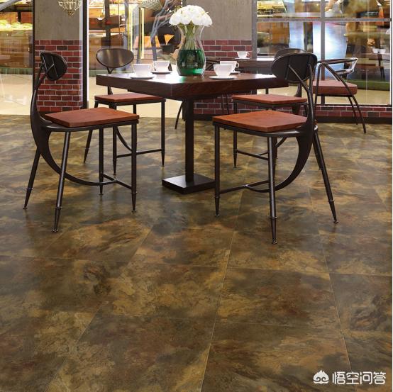塑胶地板在餐厅的应用效果及搭配建议​