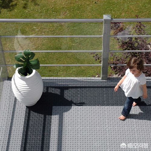装修必看：塑胶地板的安装案例展示​